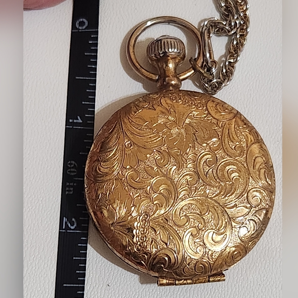 Estee Lauder Vintage Lucidity Compact Necklace - Picture 15 of 16